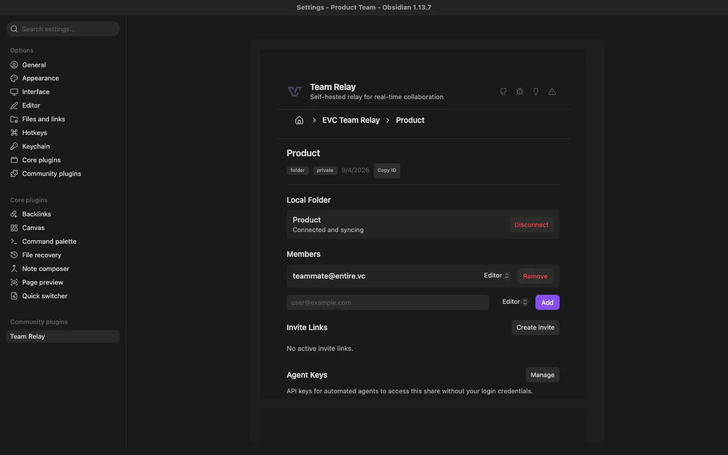 Team Relay folder settings in Obsidian — connected local folder, members list with per-user editor/viewer role, invite links and agent keys (dark theme)
